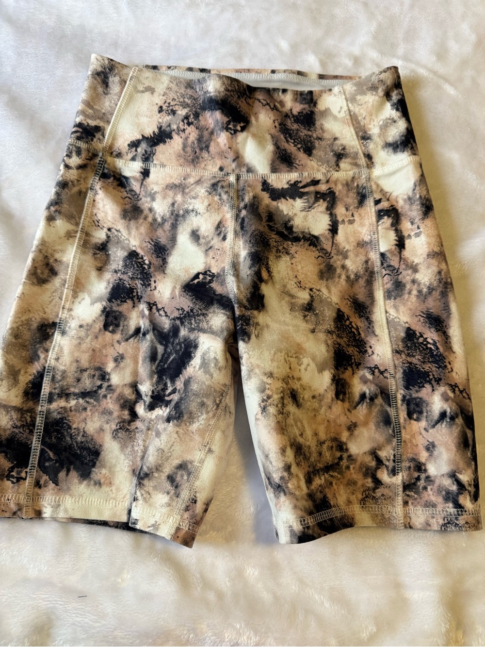 Jessica Simpson Beige and Black Tie-Dye Athletic Shorts